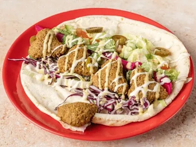 Yallafel falafel wrap Yalla Fallafel Den Bosch